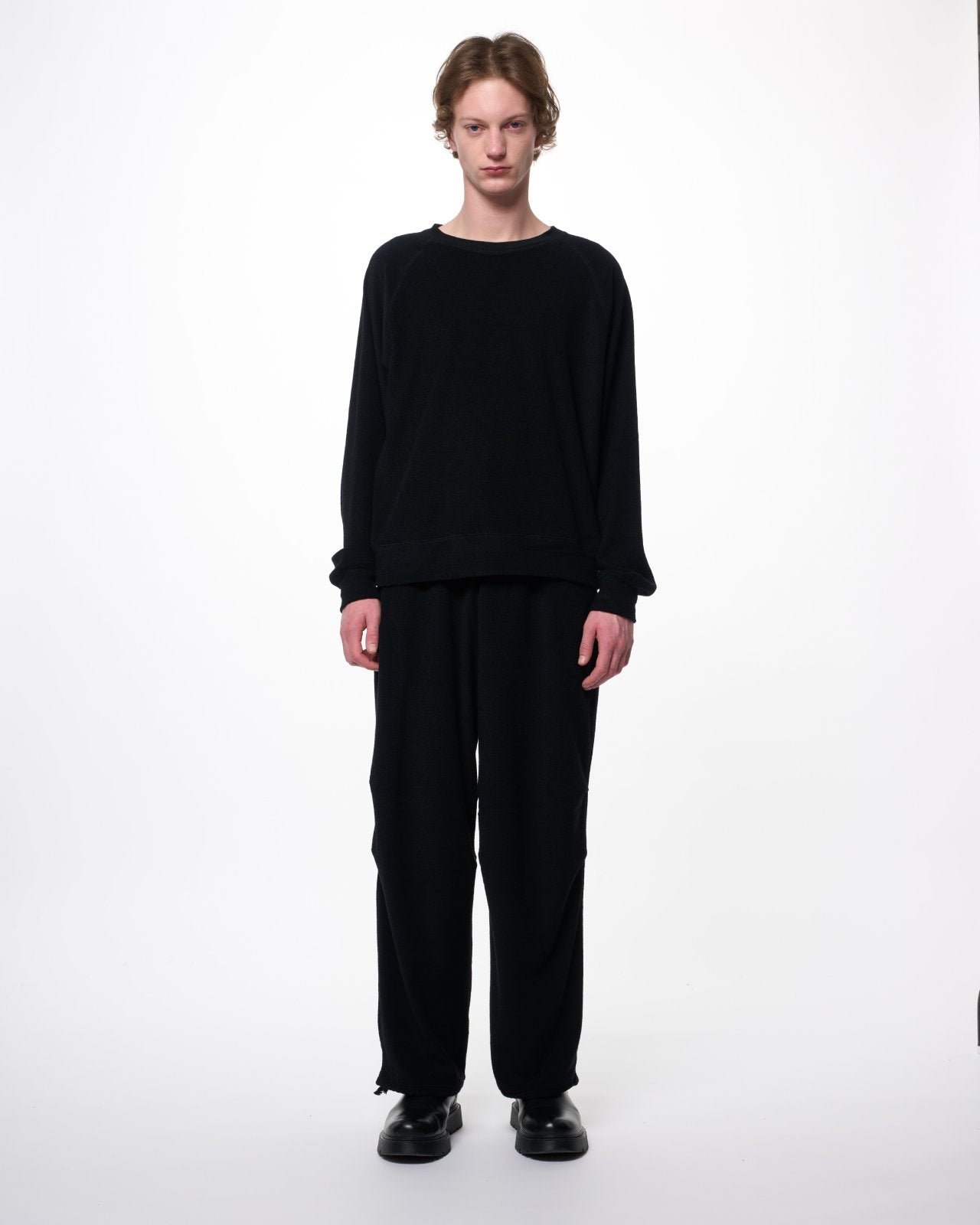 スーパー140sウォッシャブルウールパイル / クルーネックラグランスウェットシャツ, Black